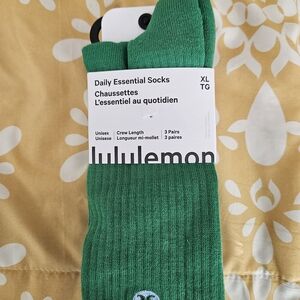 lululemon athletica Vibrant Green Crew Socks
